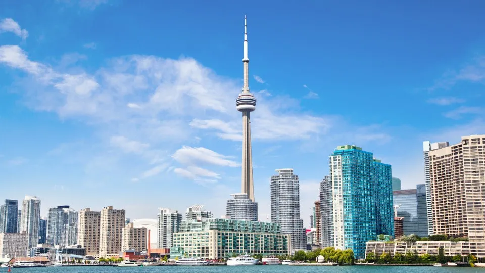 Downtown Toronto, Canada skyline on Lake Ontario